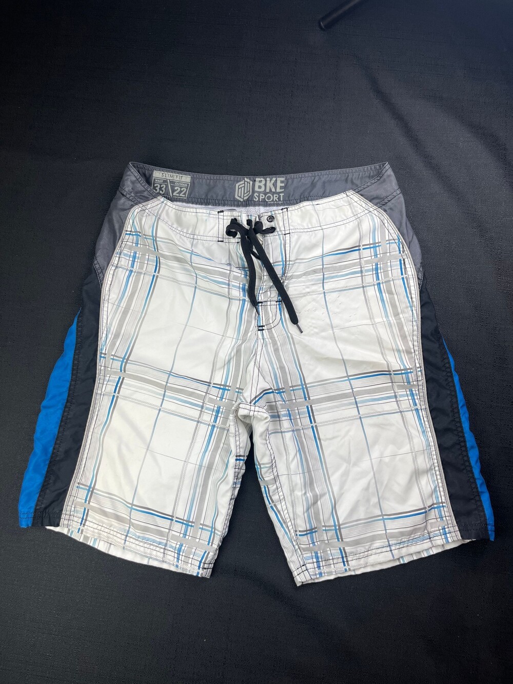 BKE Sport Slim Fit 33 Waist Plaid Board Shorts